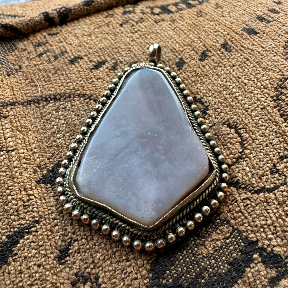 Silver and Agate Pendant. Handmade.
